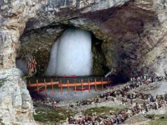 बाबा बर्फानी के दर्शन को जा रहे हैं? शिवलिंग तेजी से पिघला, अब सिर्फ 1 फीट बाकी