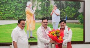 नर्मदा परियोजनाओं के प्रभावी क्रियान्वयन पर अधिकारियों ने की विस्तृत चर्चा