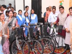 शिक्षा से ही होता है सशक्त राष्ट्र का निर्माण, बड़े लक्ष्य तय कर पूरी निष्ठा से करें पढ़ाई: मंत्री टंक राम वर्मा