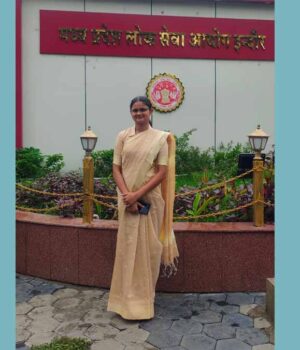 Yashu_Tiwari.jpg