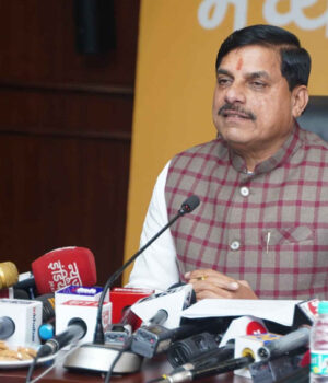 mohan_0A_14_2.jpg