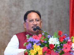 सफलता की कहानी साझा करने वाली दीदियों का किया सम्मान, प्रदर्शनी का अवलोकन कर जाना नवाचारों का सफर