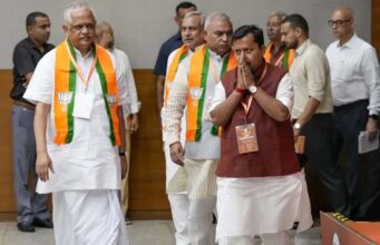 वंदे मातरम् विवाद पर BJP आक्रामक, नितिन नवीन की बैठक में कांग्रेस को घेरने की बनी रणनीति
