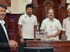 सरकारी गाड़ियों के साथ ₹1 लाख मासिक भत्ता देने के फैसले पर सियासी टकराव