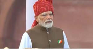 PM मोदी के ‘दिमागी नक्सल’ बयान पर बवाल, विपक्ष बोला- असहमति की आवाज दबाने की कोशिश
