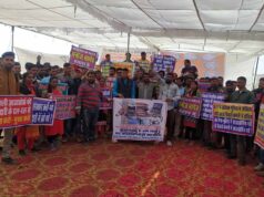 भोपाल में उमड़ा बिजली आउटसोर्स कर्मचारियों का हुजूम, संविदा दर्जा और 50 लाख के बीमे पर अड़े