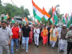तिरंगे के सम्मान में देवास हुआ एकजुट, उप मुख्यमंत्री देवड़ा ने किया तिरंगा यात्रा का नेतृत्व