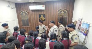 युवाओं में बढ़ रहा सुरक्षा-बोध और कानून के प्रति विश्वास