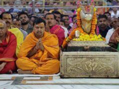 महाकाल की भक्ति में दिखे नितिन नबीन, पारंपरिक धोती पहन पहुंचे उज्जैन; 2 घंटे देखी आरती