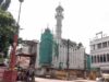 शाही मस्जिद क्षेत्र में सन्नाटा, 250 दुकानें बंद; मीनार हटाने का काम जारी