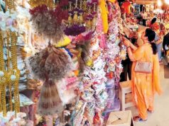 जन्माष्टमी पर जमकर होगी खरीदारी! देशभर में 40 हजार करोड़ से ज्यादा कारोबार की उम्मीद, जानें किन सेक्टरों को फायदा