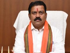 कवर्धा में मेडिकल शिक्षा की नई शुरुआत, पहले छात्र हिमांशु से बोले डिप्टी CM- मेहनत से रोशन करें जिले का नाम