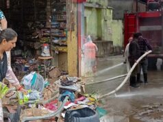 चित्रकूट में बाढ़ के बाद हालात बदतर, सैकड़ों परिवारों का सामान बर्बाद; 709 घरों में लौटी बिजली