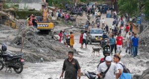 नेपाल में भारी तबाही के बीच बढ़ा मृतकों का आंकड़ा, 1,344 लोगों की गई जान