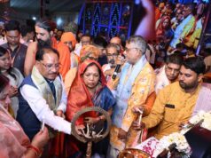 मुख्यमंत्री विशाल दही हांडी उत्सव में हुए शामिल, गोविंदाओं की टोलियों का बढ़ाया उत्साह