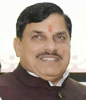mohan_0A_82_3.jpg