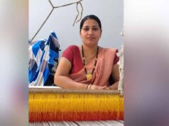 सरकारी योजना से बदली टोकेश्वरी साहू की काम करने की राह, बुनाई के लिए मिले आधुनिक उपकरण