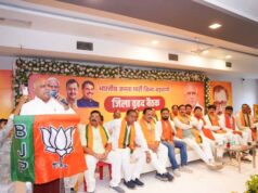 बड़वानी, खरगोन और खंडवा में भाजपा की संगठनात्मक बैठकें, प्रदेश अध्यक्ष हेमंत खण्डेलवाल ने मीसाबंदियों को किया सम्मानित