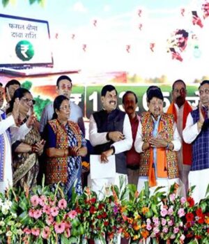 yadav_02.jpg